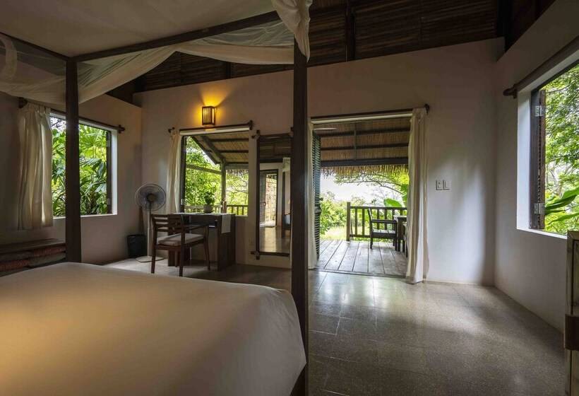 بانگلوی لوکس, Mango Bay Resort