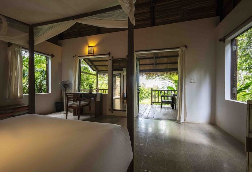 بانگلوی لوکس, Mango Bay Resort