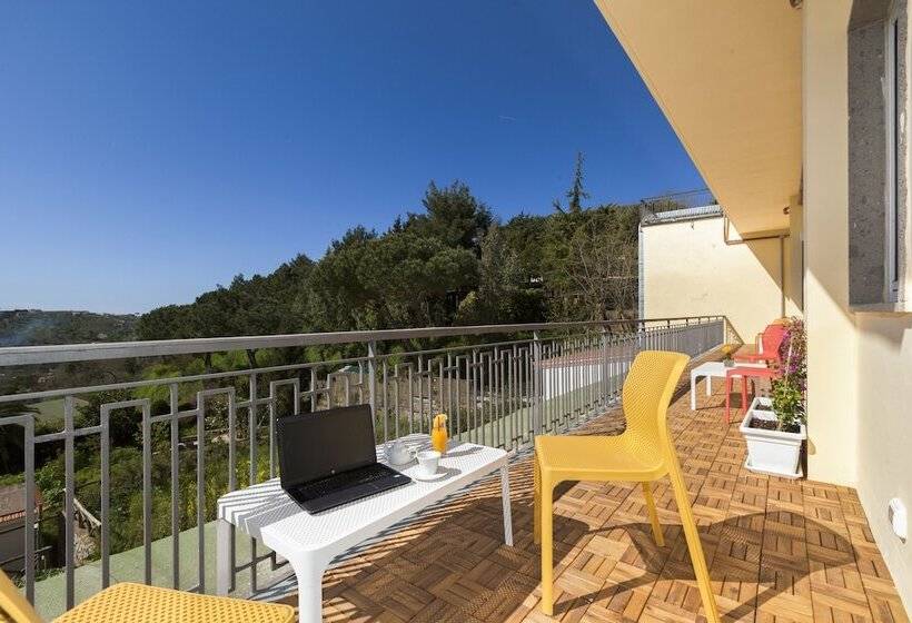 غرفة ديلوكس, O Sole Mio