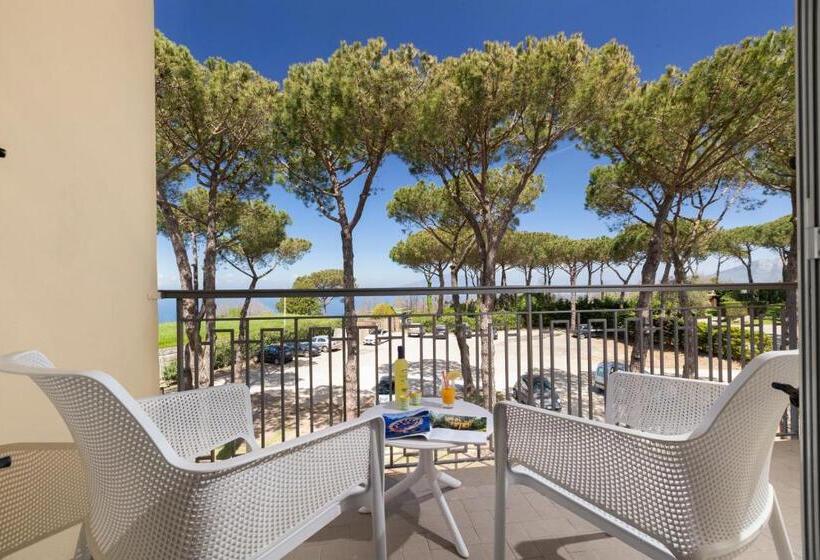 חדר דלוקס, O Sole Mio