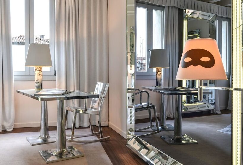 سوییت خانوادگی, Palazzina Grassi