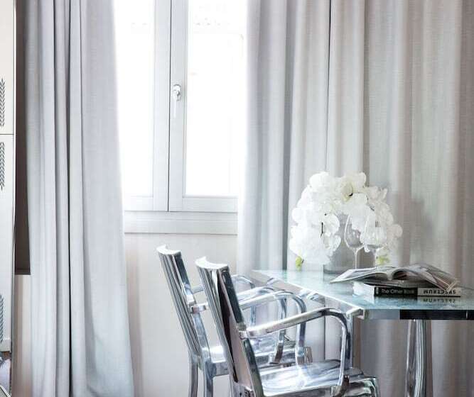 سوییت خانوادگی, Palazzina Grassi