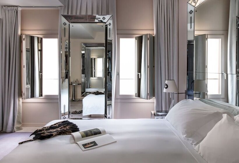 اتاق لوکس, Palazzina Grassi