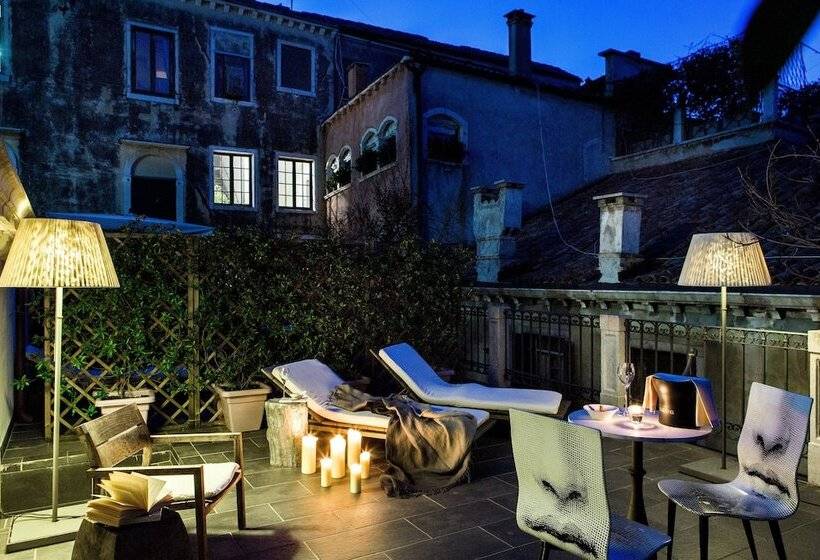 اتاق لوکس با تراس, Palazzina Grassi