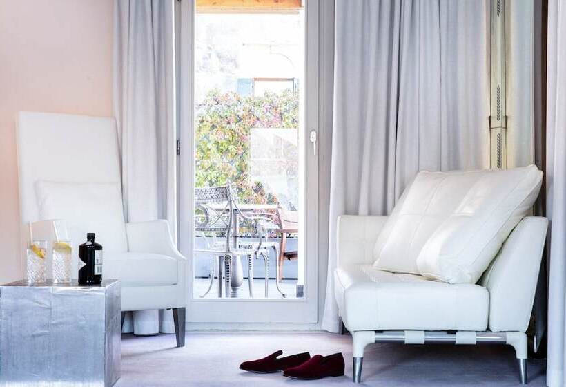 سوئیت جونیور با تراس, Palazzina Grassi