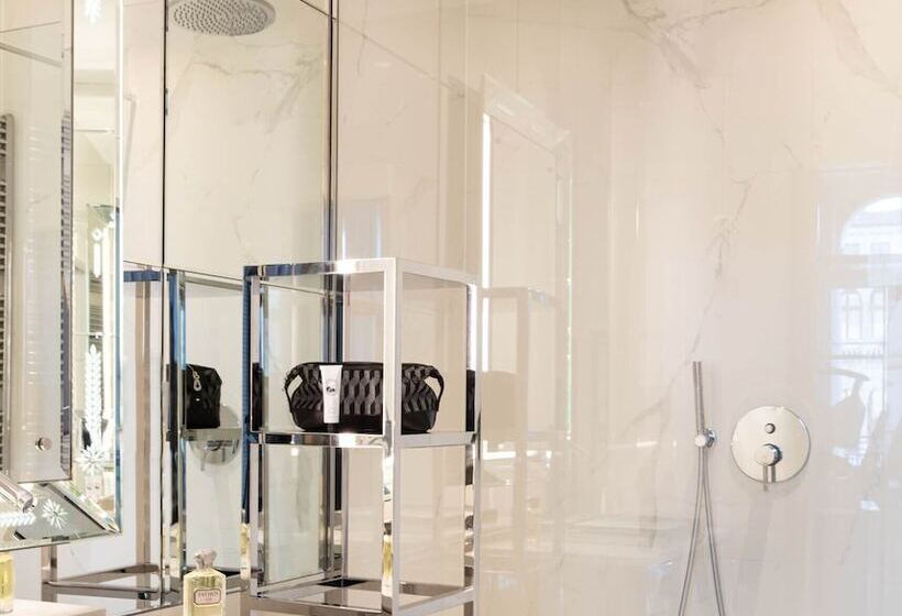 سوییت, Palazzina Grassi