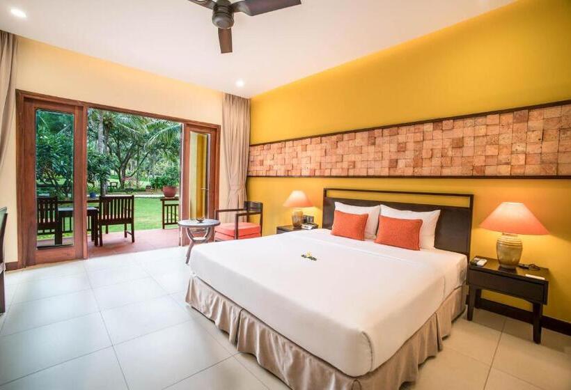 Comfort room with balcony, Pandanus Resort