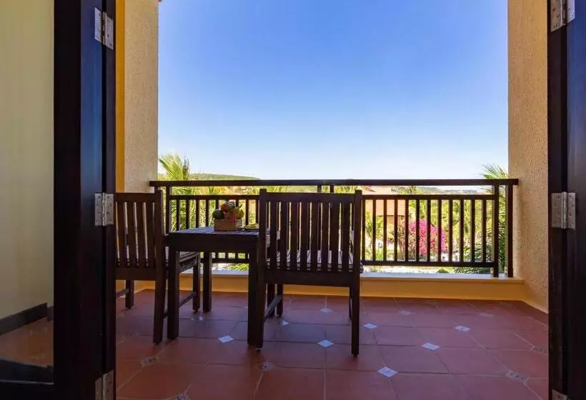バルコニー付きデラックスルーム, Pandanus Resort
