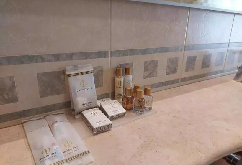 Superior-huone, Phi Hotel Astoria