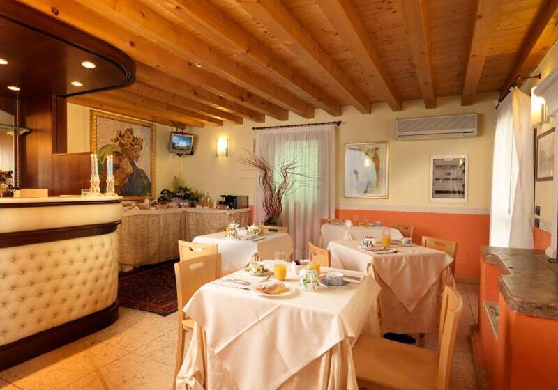 חדר סטנדרט לשלושה, & Residence Roma