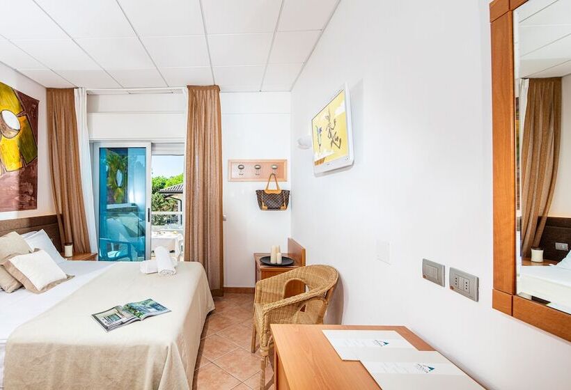 חדר משפחתי, Rex