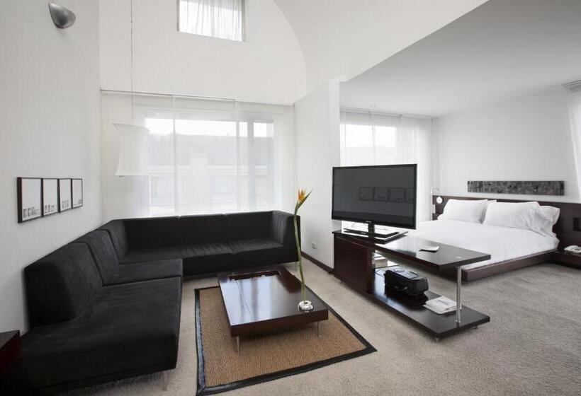 스위트 킹사이즈 침대, Richmond Suites