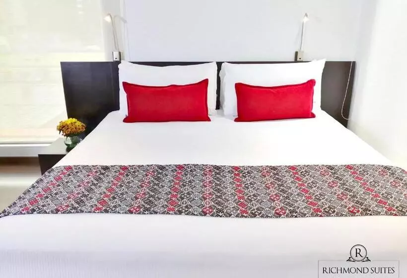 キングサイズベッドのスイートルーム, Richmond Suites