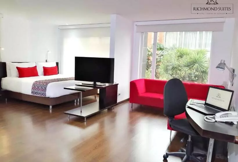 キングサイズベッドのスイートルーム, Richmond Suites