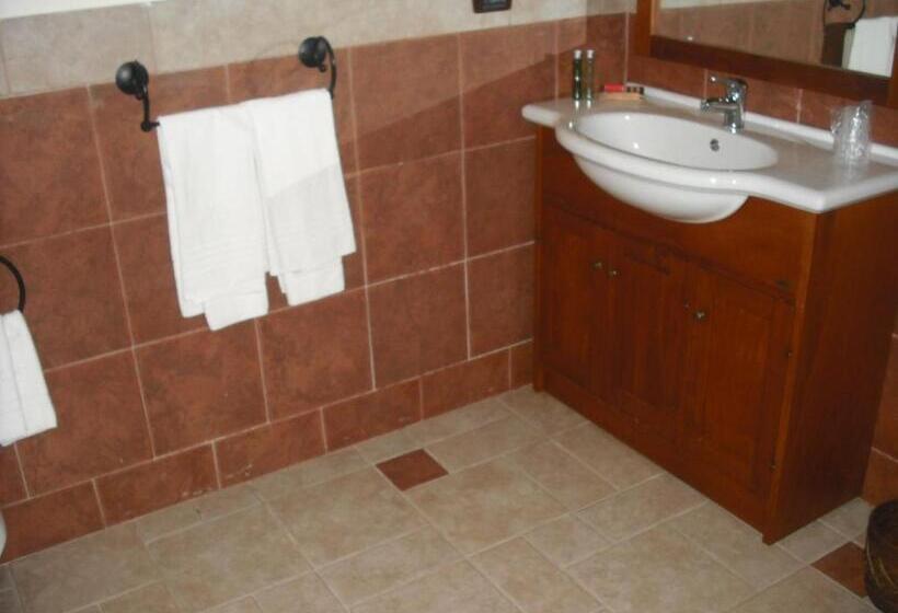 חדר סטנדרט לארבעה, Masseria Protomastro