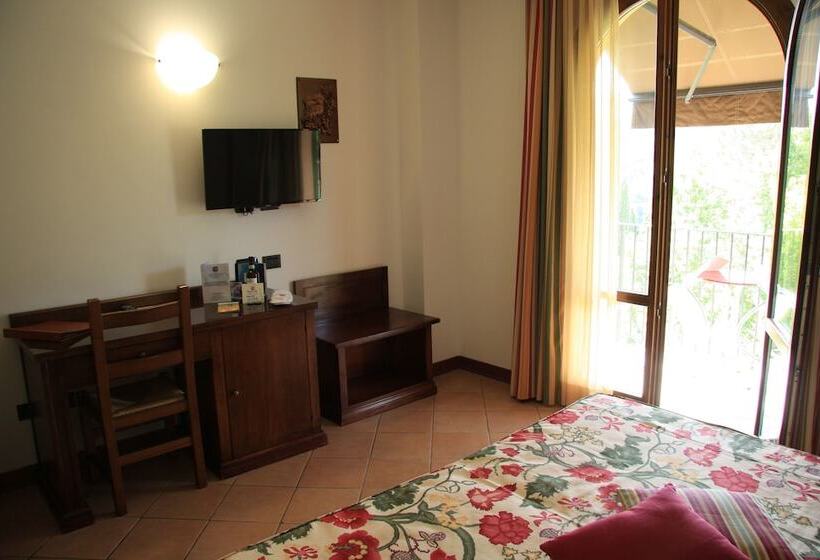 غرفة قياسية ثلاثية, Sovestro