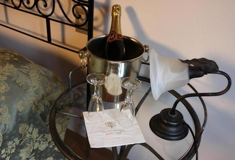 غرفة إقتصادية, Tenuta Il Burchio