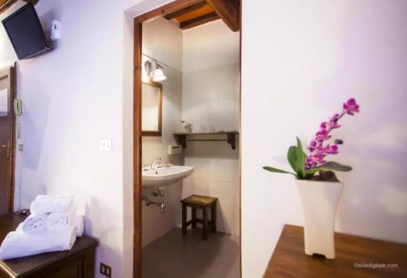 スーペリアールーム, Tenuta Il Burchio