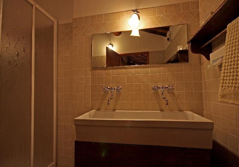 غرفة قياسية ثلاثية, Tenuta Il Burchio