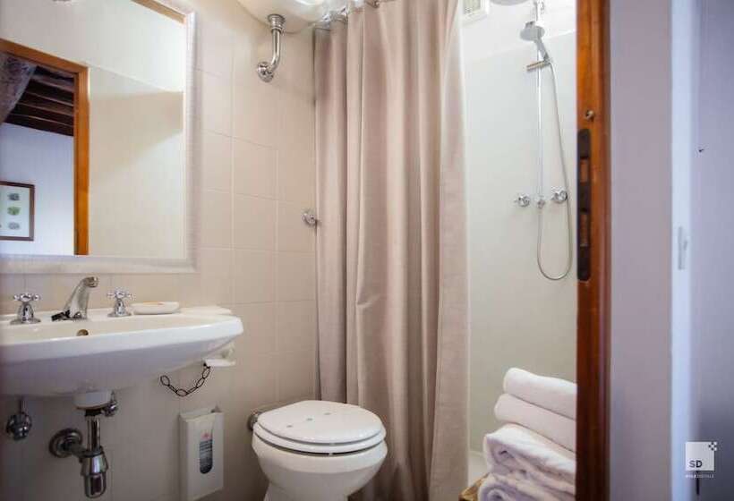 غرفة إقتصادية, Tenuta Il Burchio