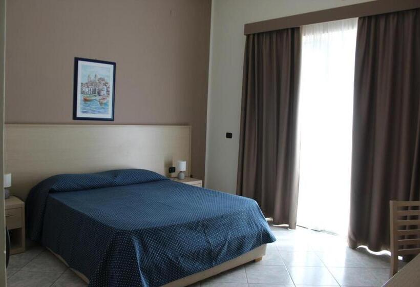 스탠다드 발코니 룸, Tourist