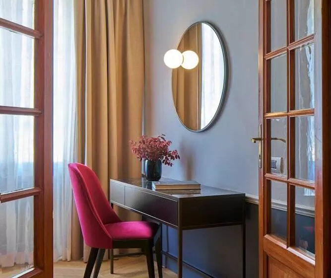 اتاق استاندارد با چشم‌انداز دریاچه, Villa Del Sogno