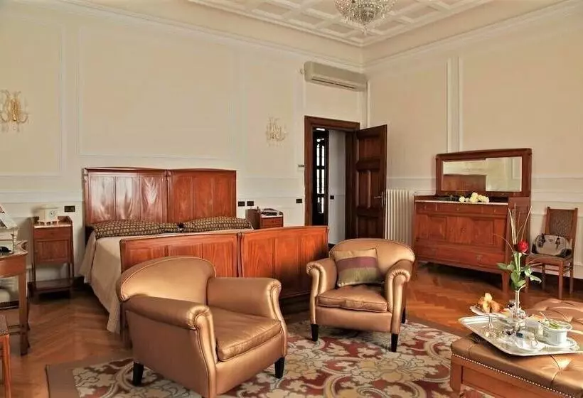 سوییت جونیور با چشم‌انداز دریاچه, Villa Del Sogno
