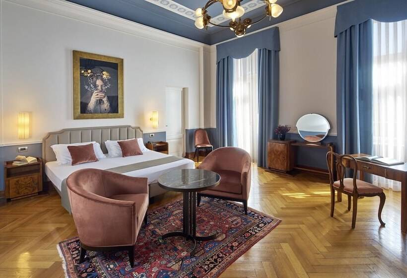 جناح جونيور مطل علي البحيرة, Villa Del Sogno
