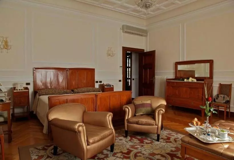 سوییت جونیور با چشم‌انداز دریاچه, Villa Del Sogno
