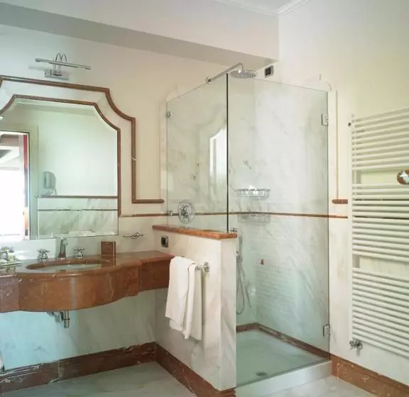 Suite with Terrace, Villa Del Sogno