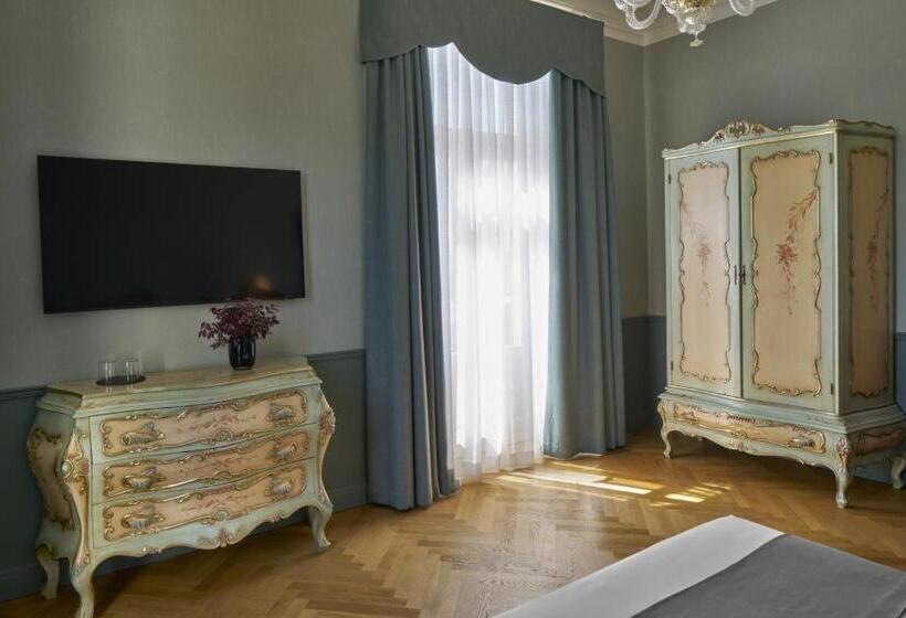 キングサイズベッドのスタンダードルーム, Villa Del Sogno