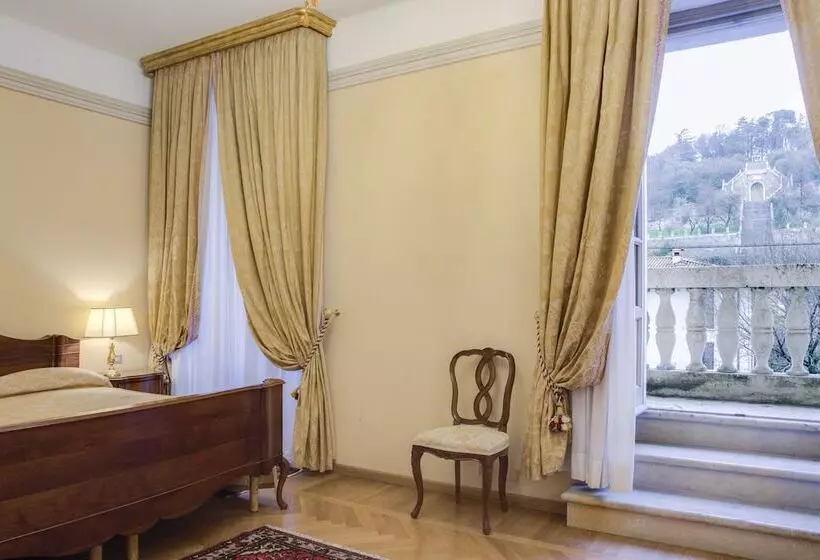 スーペリアールーム, Villa Fenaroli Palace