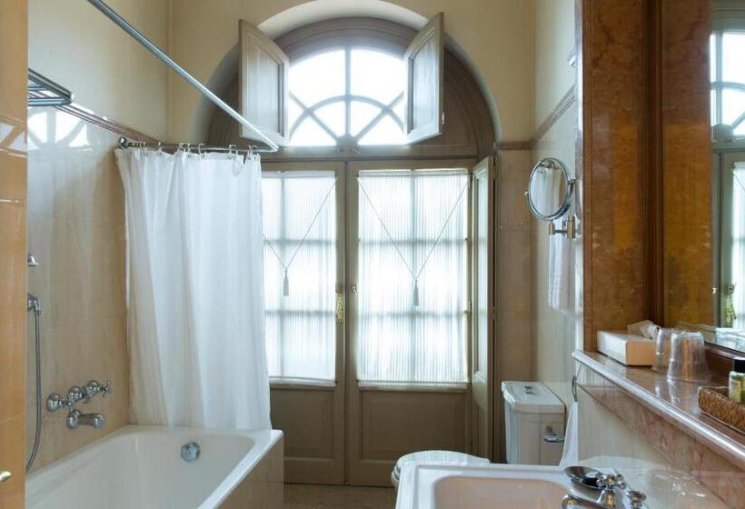 غرفة سوبيريور, Villa Fenaroli Palace