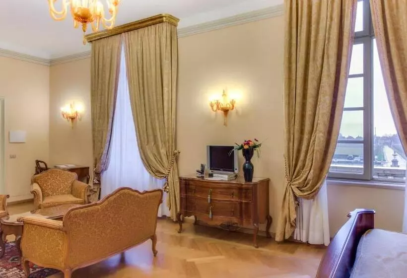 ジュニアスイート, Villa Fenaroli Palace