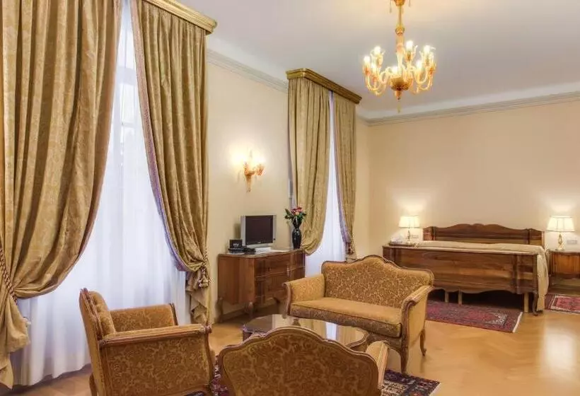 ジュニアスイート, Villa Fenaroli Palace