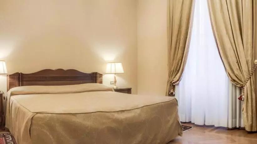 デラックスルーム, Villa Fenaroli Palace
