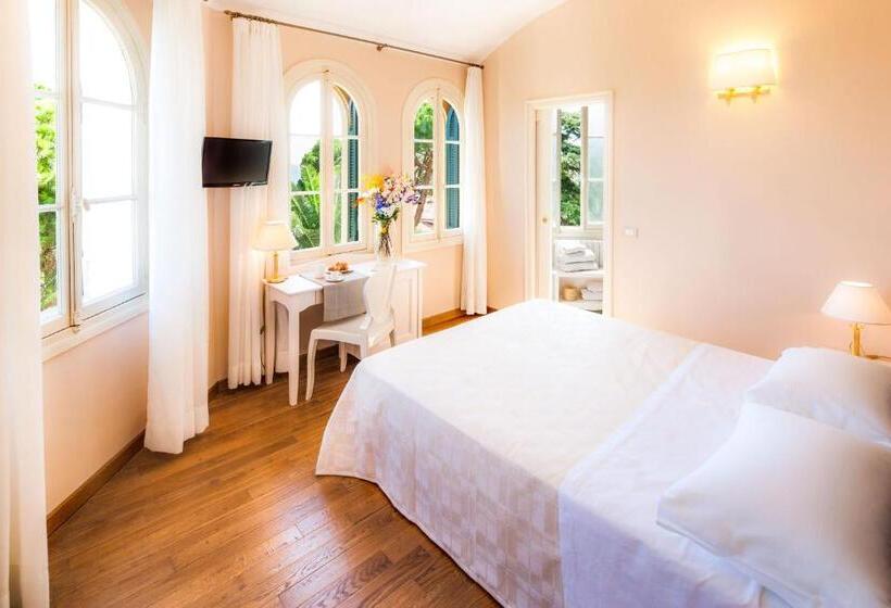 غرفة قياسية مطلّة علي البحر, Villa Sylva & Spa