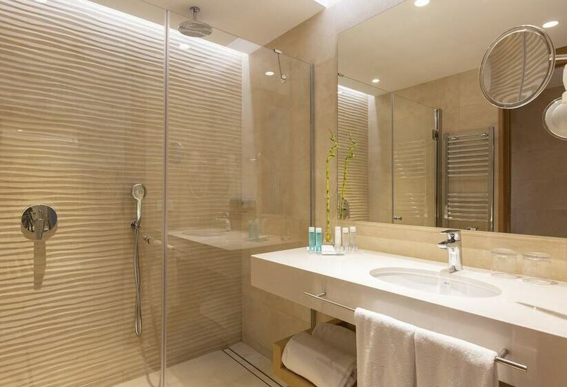 Семейный Номер, Hipotels Barrosa Park