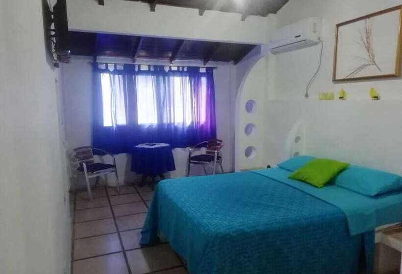 스탠다드 룸, Cocos