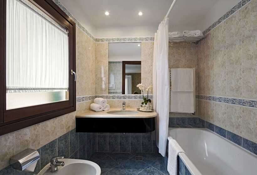 Standaard Vierpersoonskamer, Antica Locanda Al Gambero