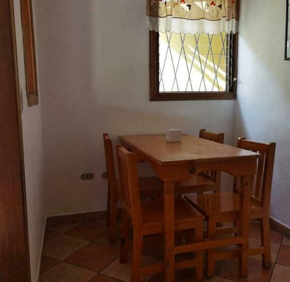 غرفة سوبيريور عائلية, Bristol Aeropuerto