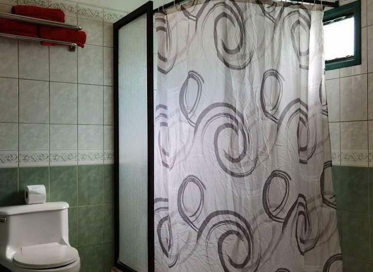 غرفة سوبيريور عائلية, Bristol Aeropuerto