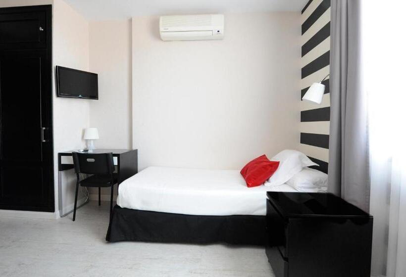 اتاق استاندارد یک نفره, Domus