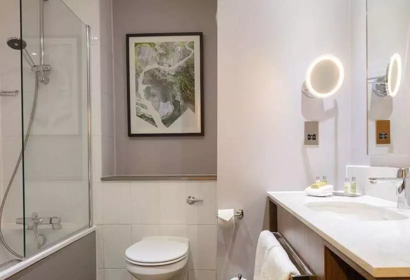 デラックスルーム, Doubletree By Hilton  Edinburgh Airport