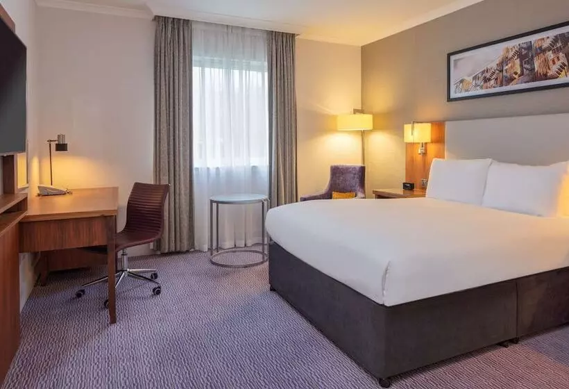デラックスルーム, Doubletree By Hilton  Edinburgh Airport