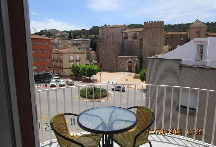 إستوديو قياسى مزودة بتراس, Apartaments Gesòria Porta Ferrada