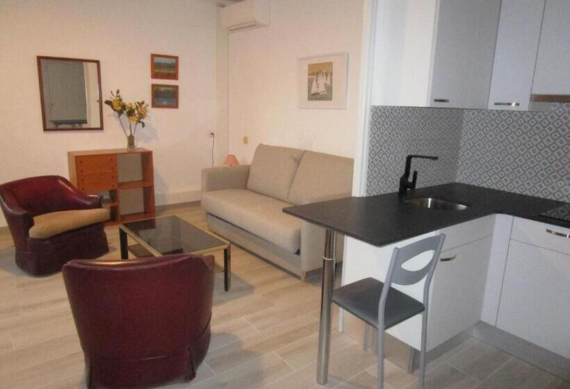 شقة غرفة واحدة مزودة بتراس, Apartaments Gesòria Porta Ferrada