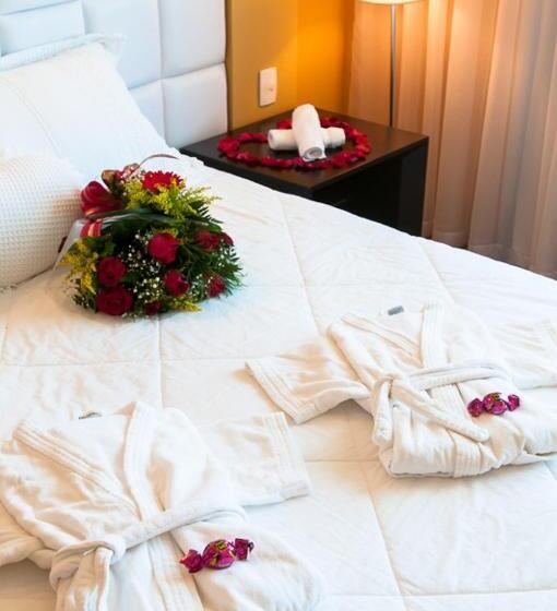 סוויטה, Favorita Golden Hotel E Eventos