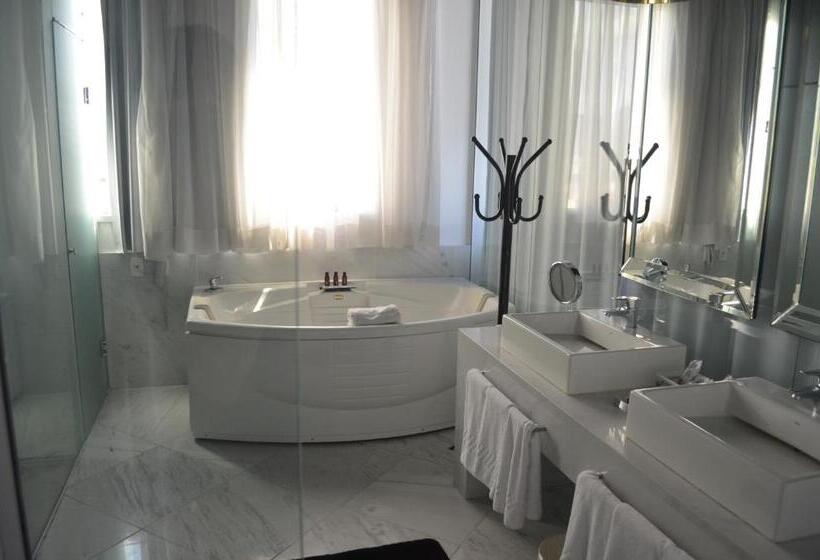 סוויטת מאסטר נוף לים, Favorita Golden Hotel E Eventos