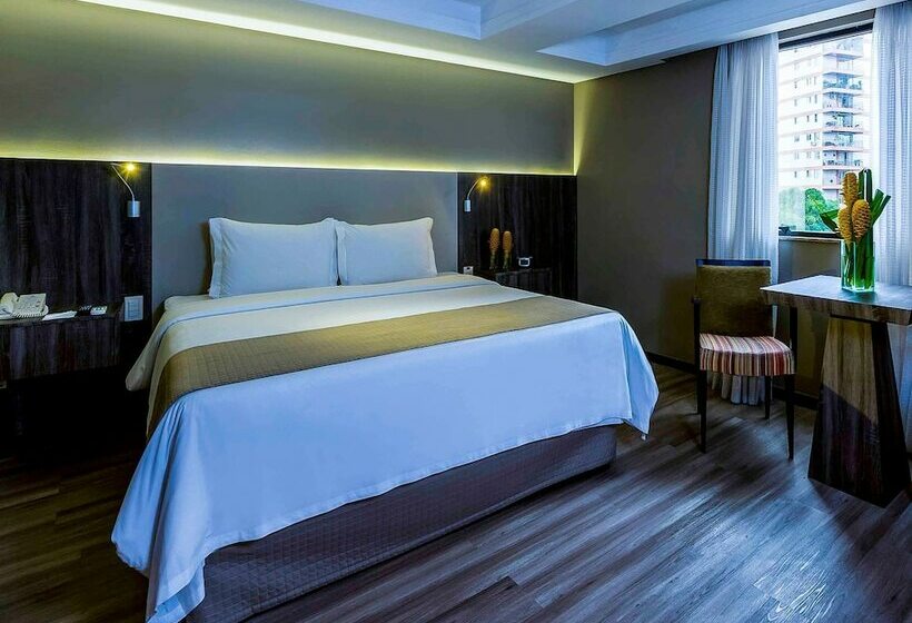 Полулюкс, Grand Mercure Belem Do Para